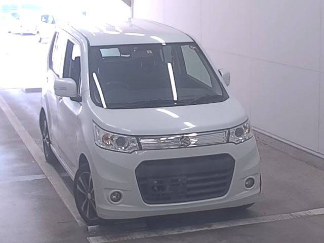 3541 SUZUKI WAGON R MH34S 2013 г. (NAA Fukuoka)